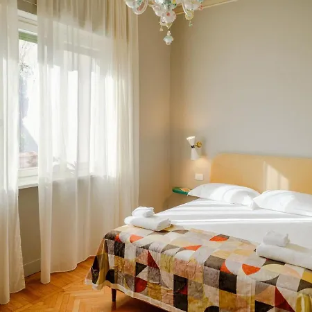 Angiolo - Spacious & Elegant Duplex In Apartman *
