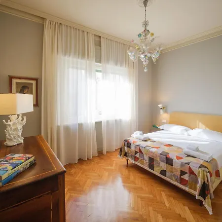 Angiolo - Spacious & Elegant Duplex In Firenze
