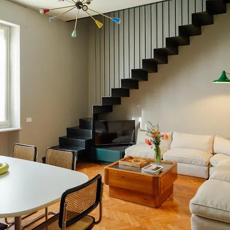 Angiolo - Spacious & Elegant Duplex In *