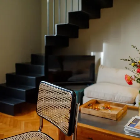 Angiolo - Spacious & Elegant Duplex In Apartman Firenze