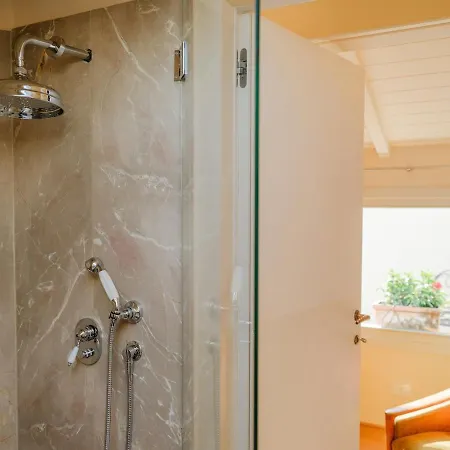 Angiolo - Spacious & Elegant Duplex In Apartman *