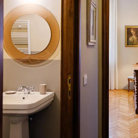 Angiolo - Spacious&elegant Duplex In