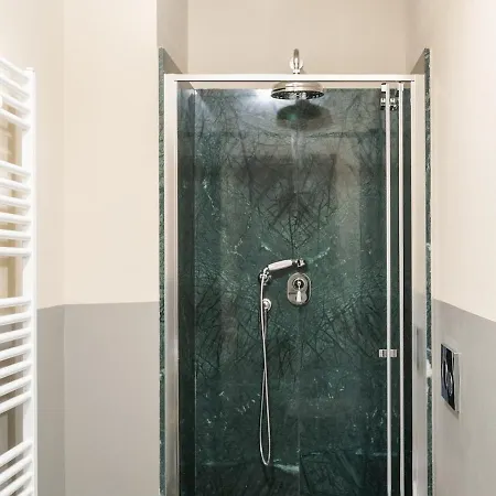 Angiolo - Spacious & Elegant Duplex In